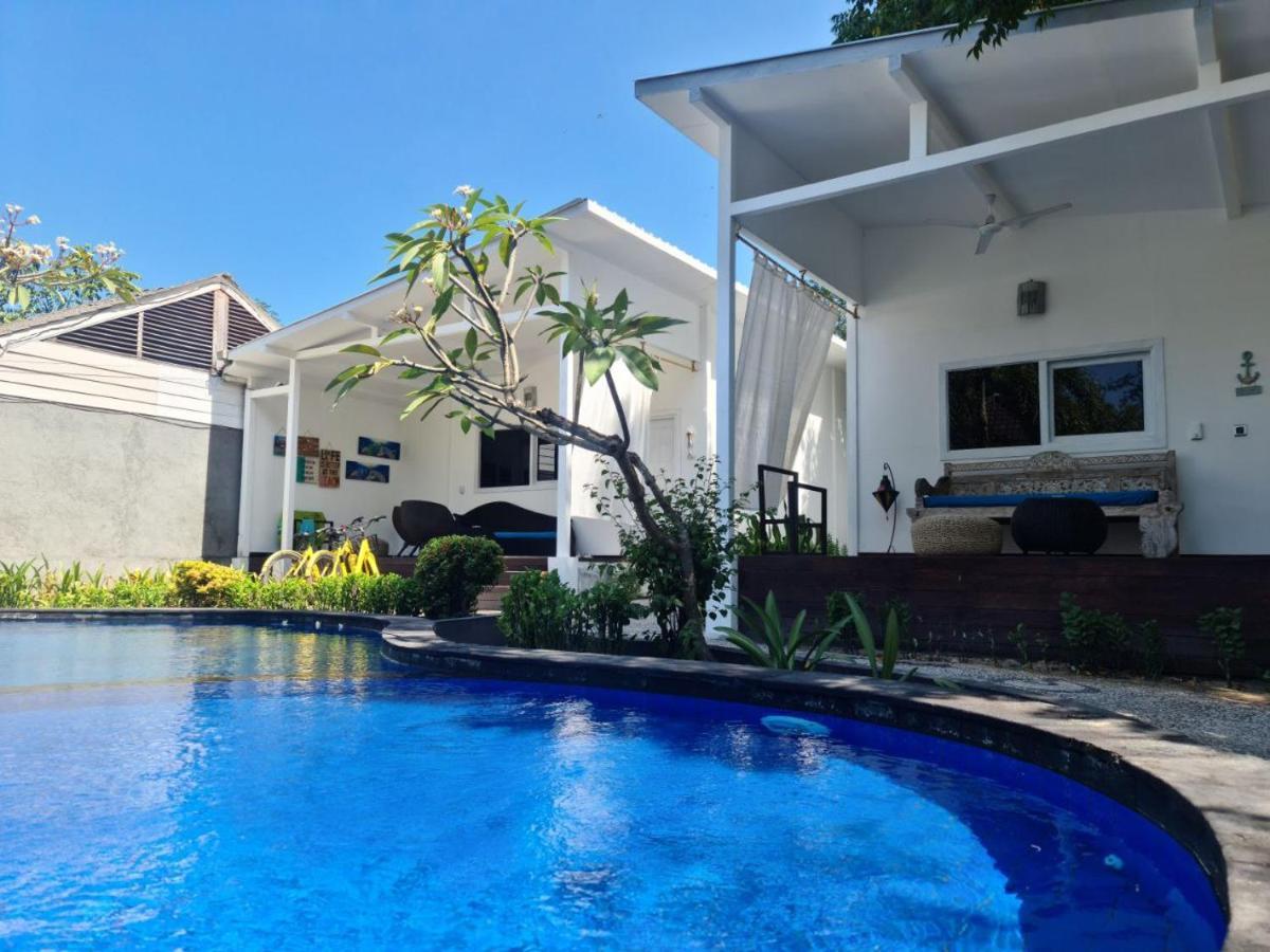 Wah Danima Resort & Restaurant Gili Trawangan Exterior photo