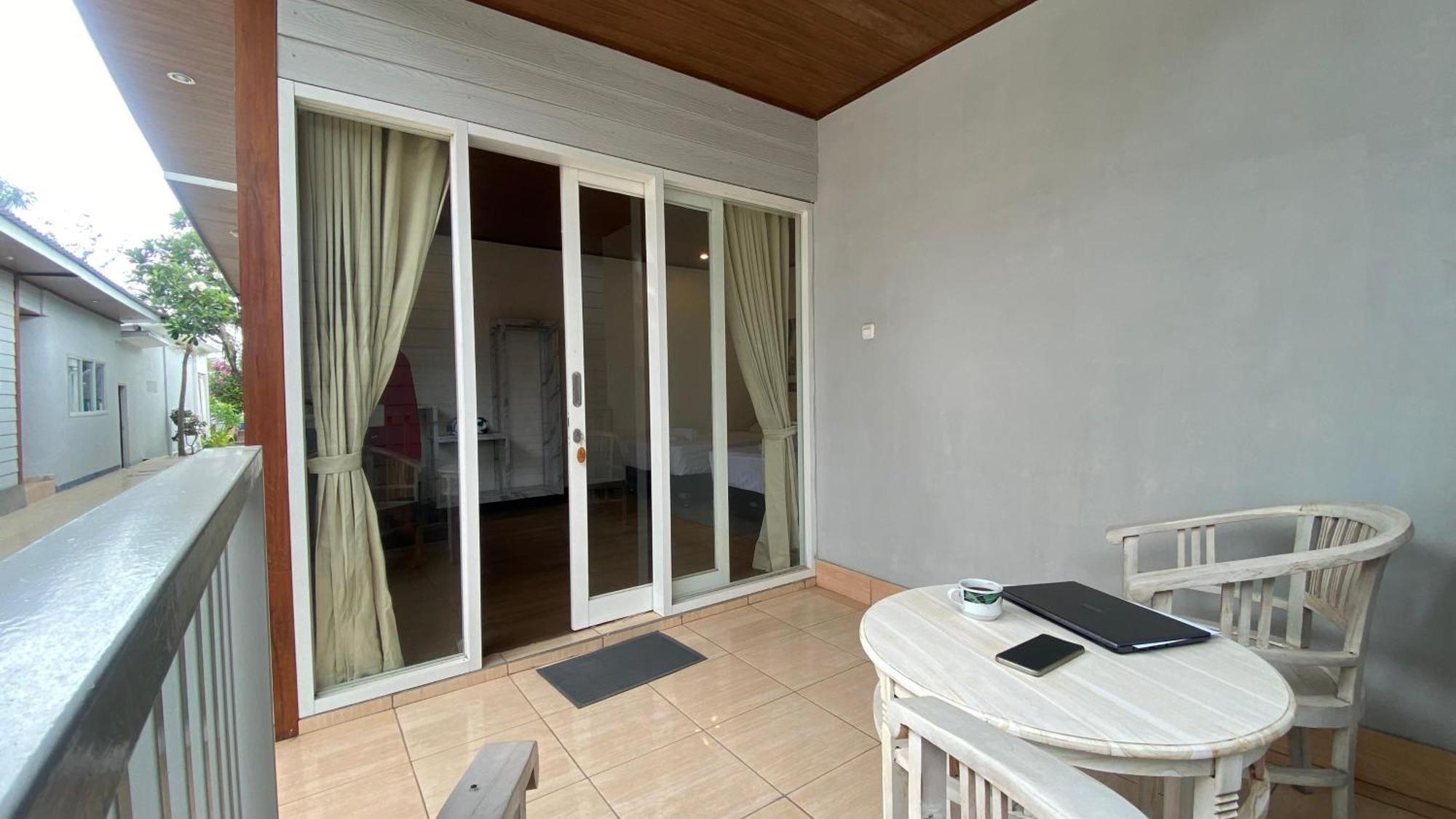 Wah Danima Resort & Restaurant Gili Trawangan Exterior photo