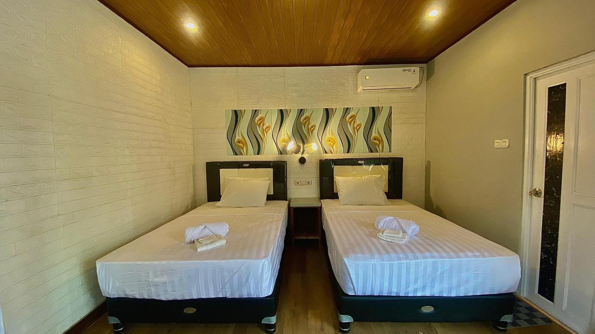 Wah Danima Resort & Restaurant Gili Trawangan Exterior photo